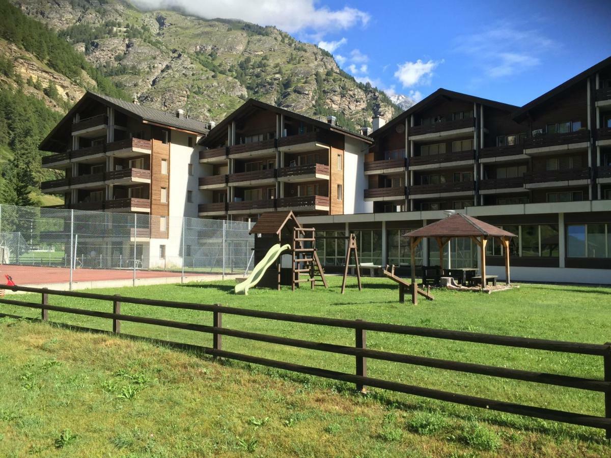 Monte Rosa D 412 Apart otel Täsch Dış mekan fotoğraf