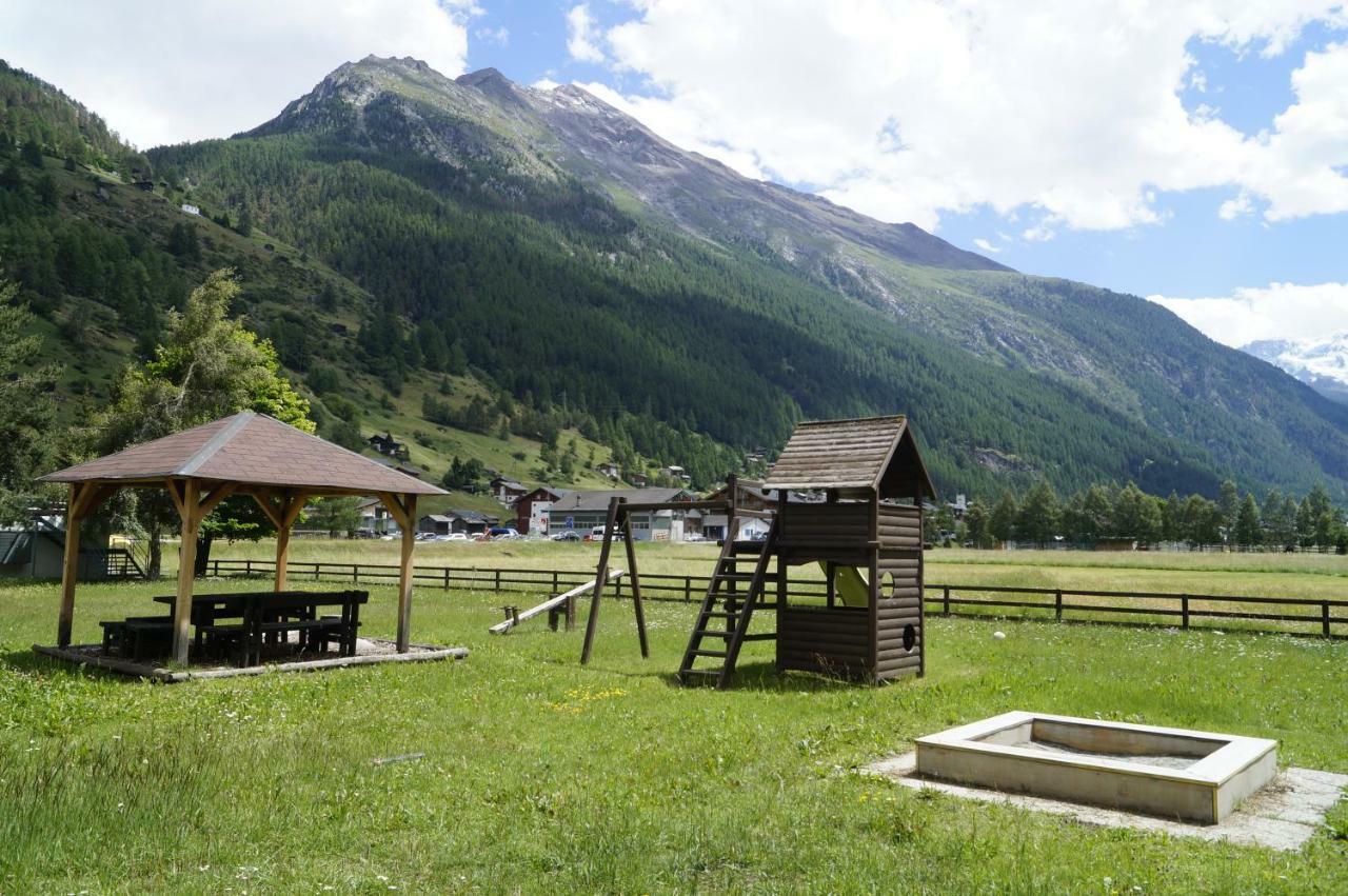 Monte Rosa D 412 Apart otel Täsch Dış mekan fotoğraf